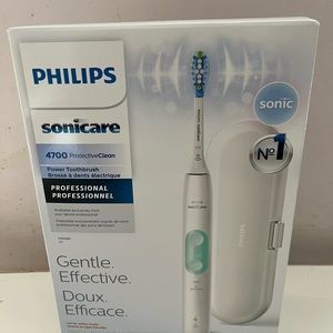 Philips Sonicare electric toothbrush nwt